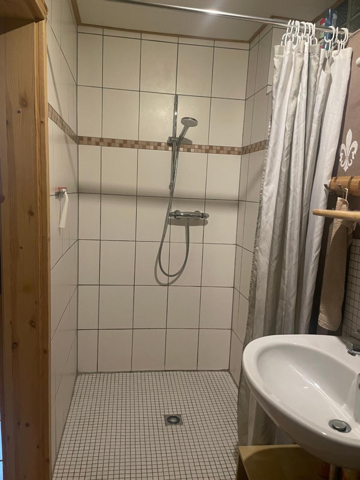 Ferienwohnung Minnies-Schiefertraum Brauneberg Eksteriør billede